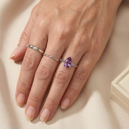 7 - Product card gallery slide 3 (10328047190329)