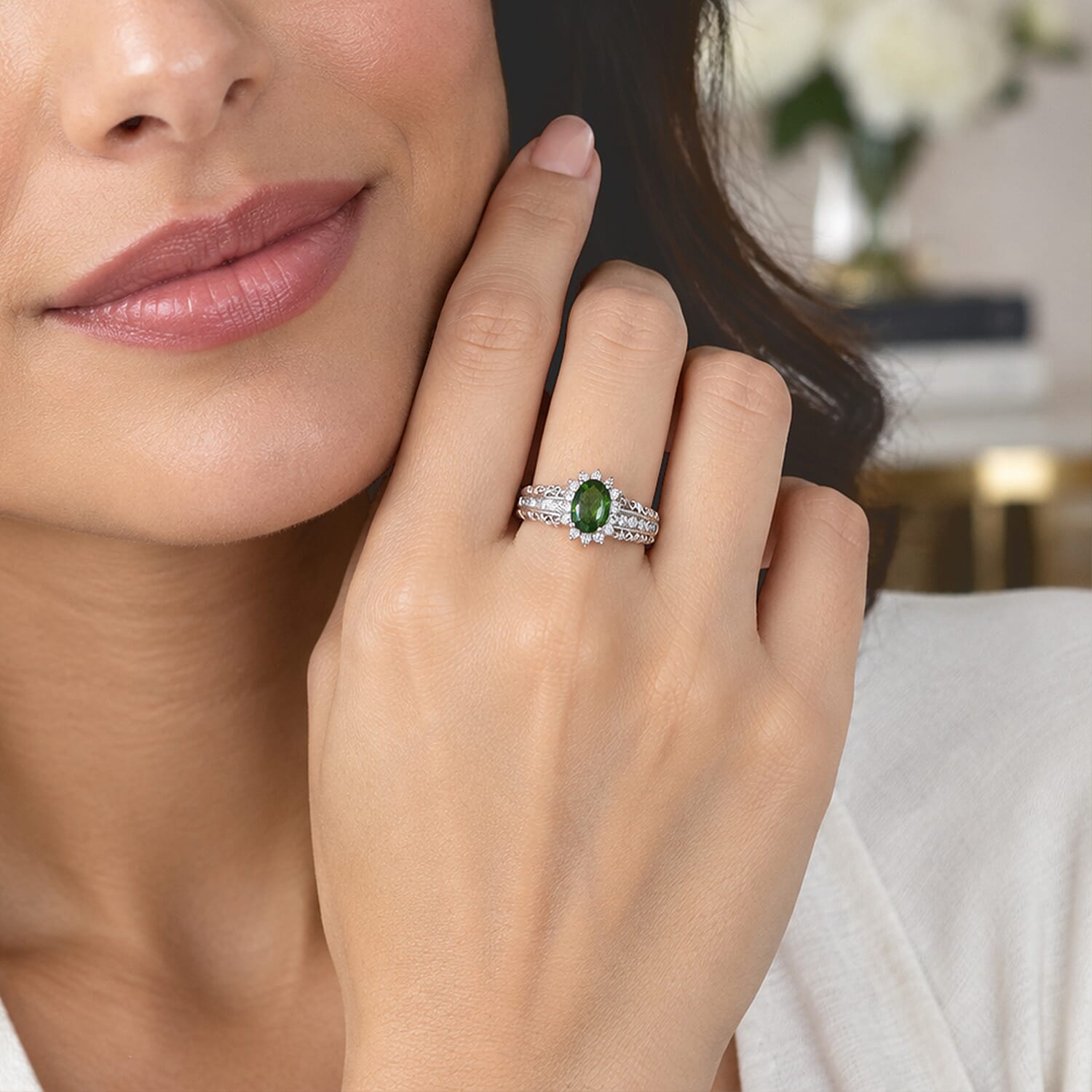 EverTrue Chrome Diopside and Simulated Diamond 1.65 ctw Ring in Platinum Bond (Size 6.0)