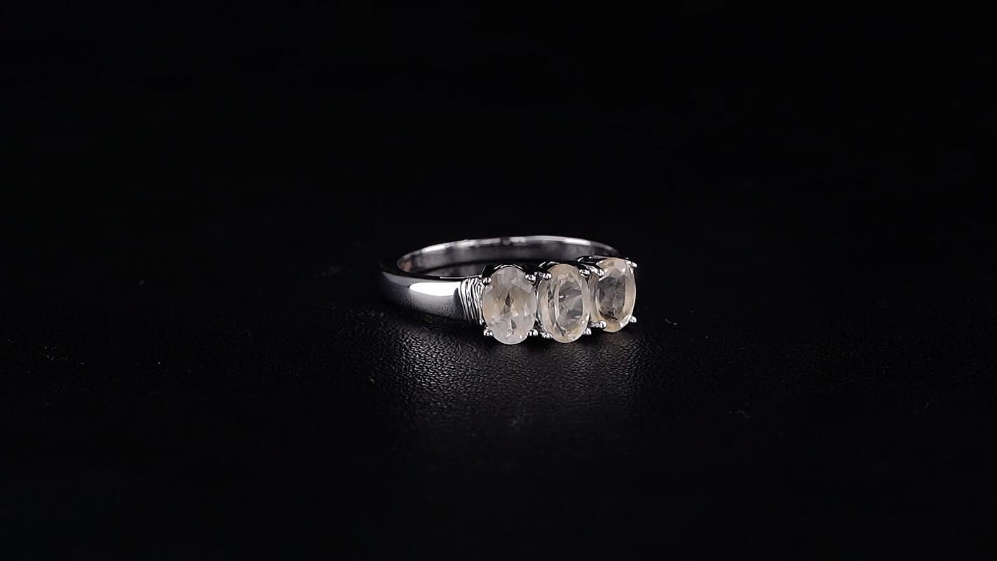 EverTrue Kanchanaburi Blue Sapphire 1.75 ctw Ring in Platinum Bond (Size 10.0)