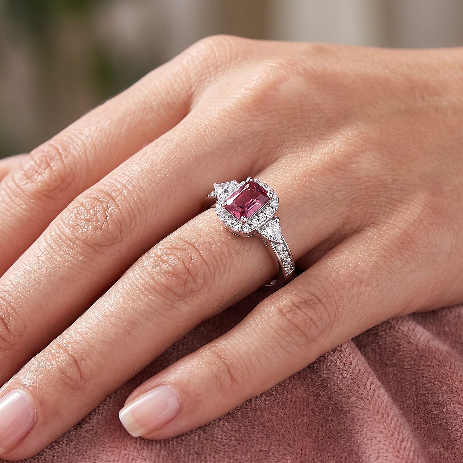 D'Joy Premium Tanzanian Wine Garnet and Moissanite 1.20 ctw Ring in Rhodium Over Sterling Silver (Size 5.0)
