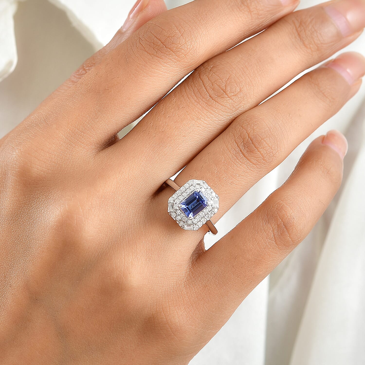 Certified and Appraised D'Joy Premium Tanzanite and Moissanite 1.40 ctw Ring in Rhodium Over Sterling Silver (Size 6.0)