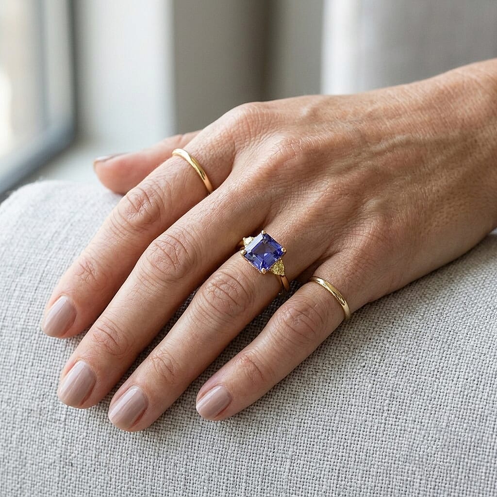 Premium Tanzanite and Luxuriant Lab Grown Yellow Diamond EF VS 2.60 ctw Ring in 10K Yellow Gold (Size 7.0)