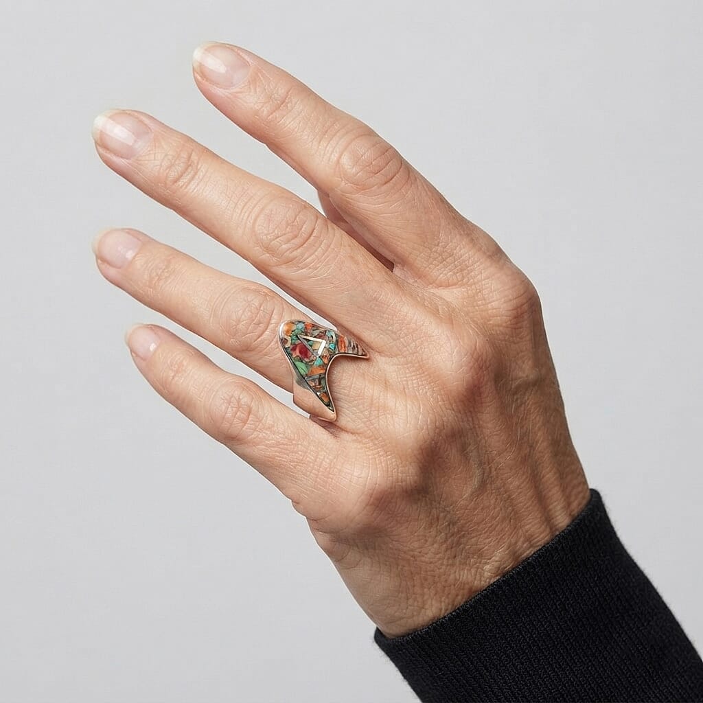 Santa Fe Style Spiny Turquoise 1.14 ctw Arrowhead Ring in Sterling Silver (Size 6.0)