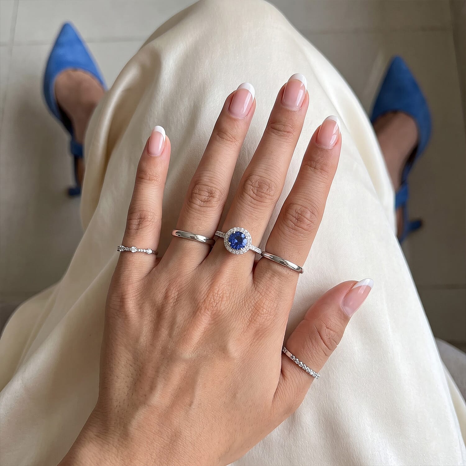 Certified and Appraised Luxoro AAA Tanzanite and Diamond I2 2.00 ctw Ring in 10K White Gold (Size 6.0)