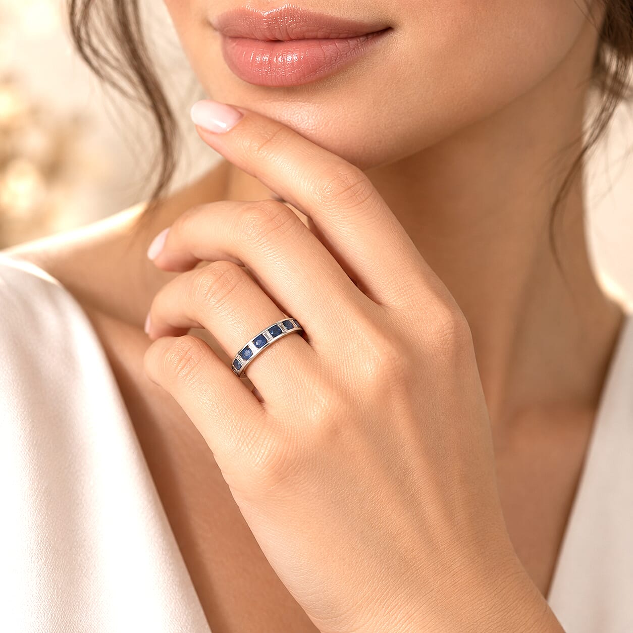 D'Joy Premium Ceylon Blue Sapphire and Moissanite 1.30 ctw Royal Gallery Band Ring in Rhodium Over Sterling Silver (Size 5.0)