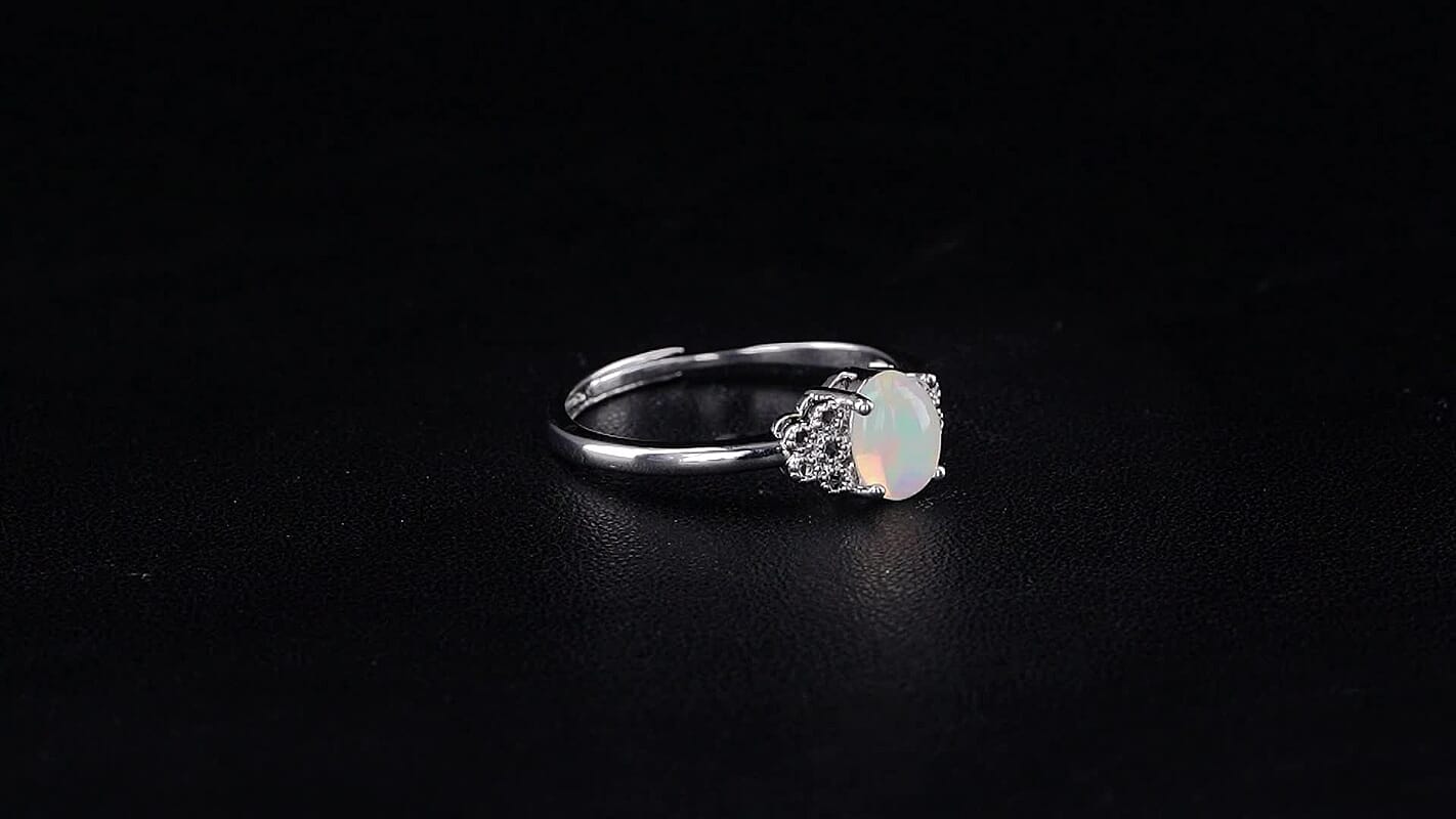 White Opal 1.00 ctw Ring in Silvertone (Adjustable)