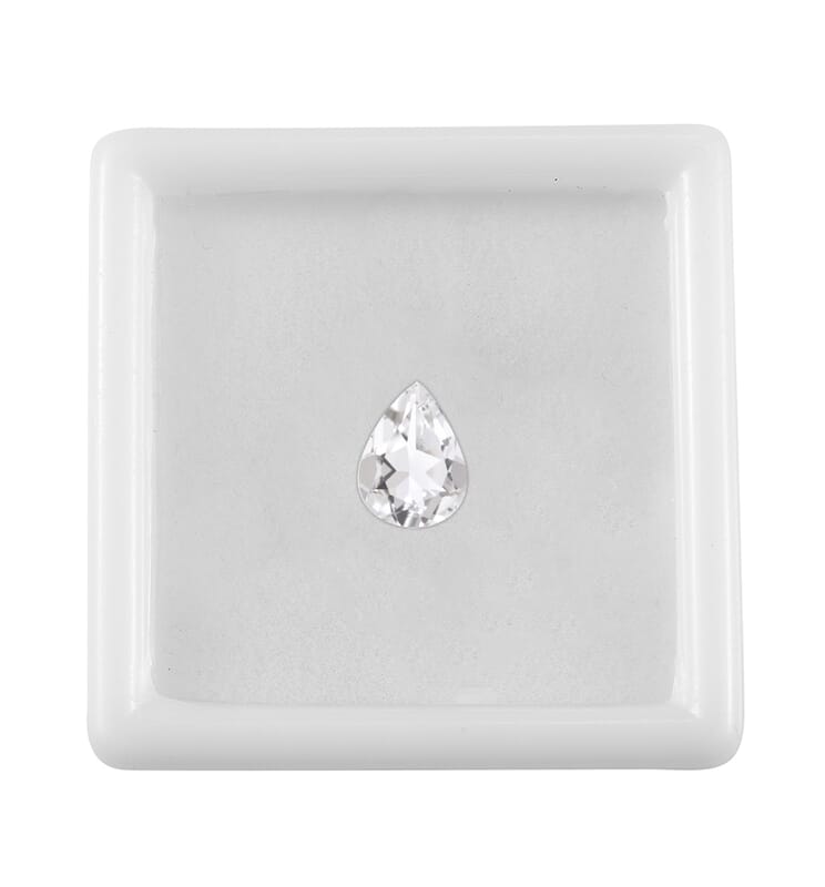 Hyalite Opal (Pear 8x6 mm) 0.64 ctw