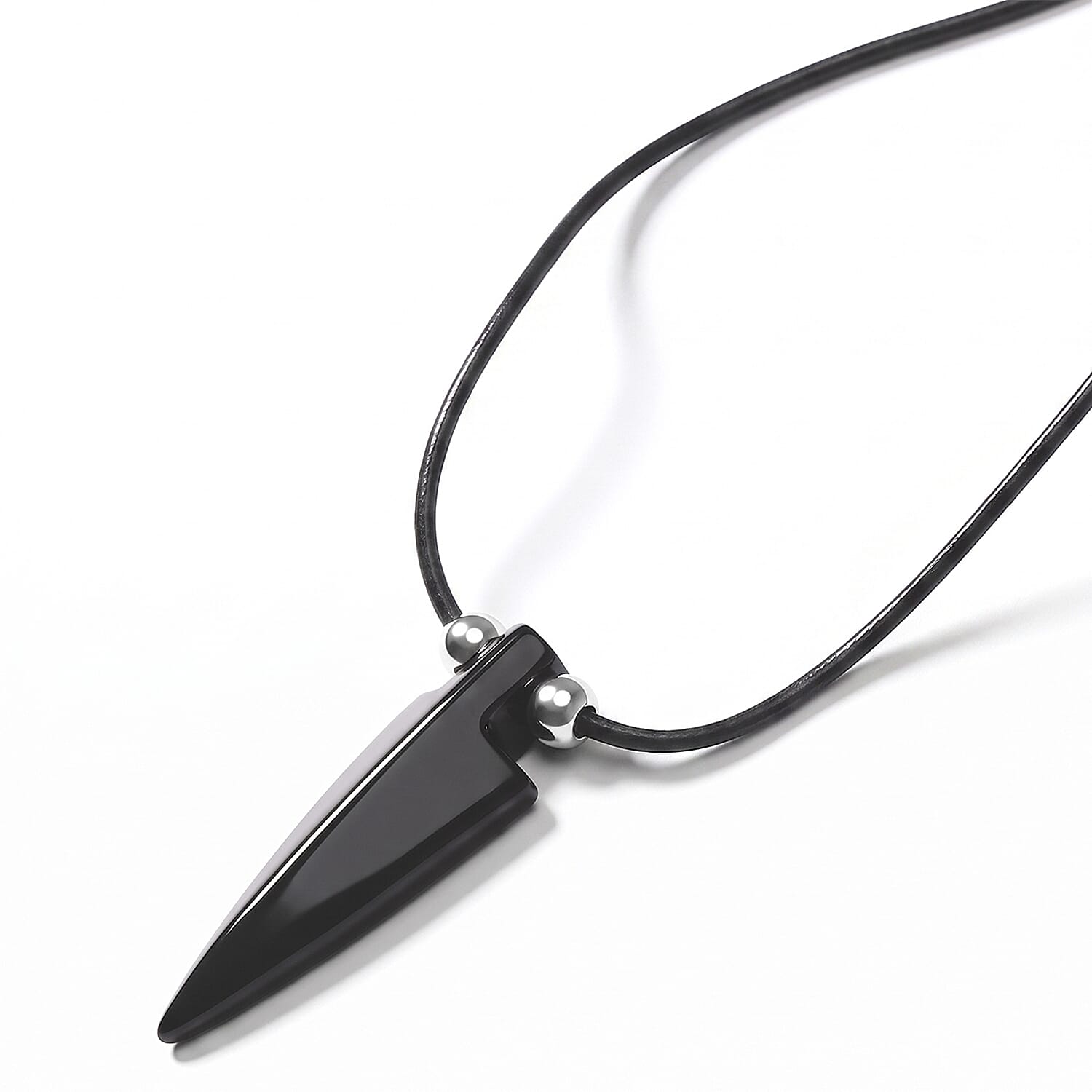 Arrowhead Black Agate 32.00 ctw Cord Necklace (16+4 Inches)