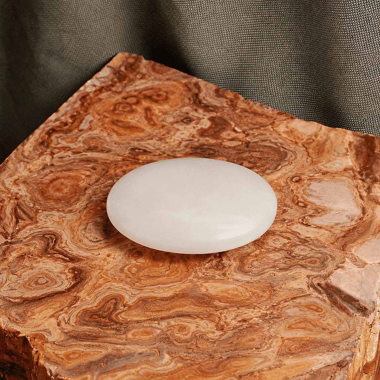 White Jade Palmstone 1.5-2 170 ctw