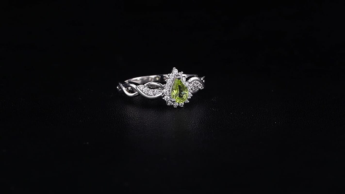 EverTrue Chrome Diopside and Simulated Diamond 0.70 ctw Ring in Platinum Bond (Size 10.0)