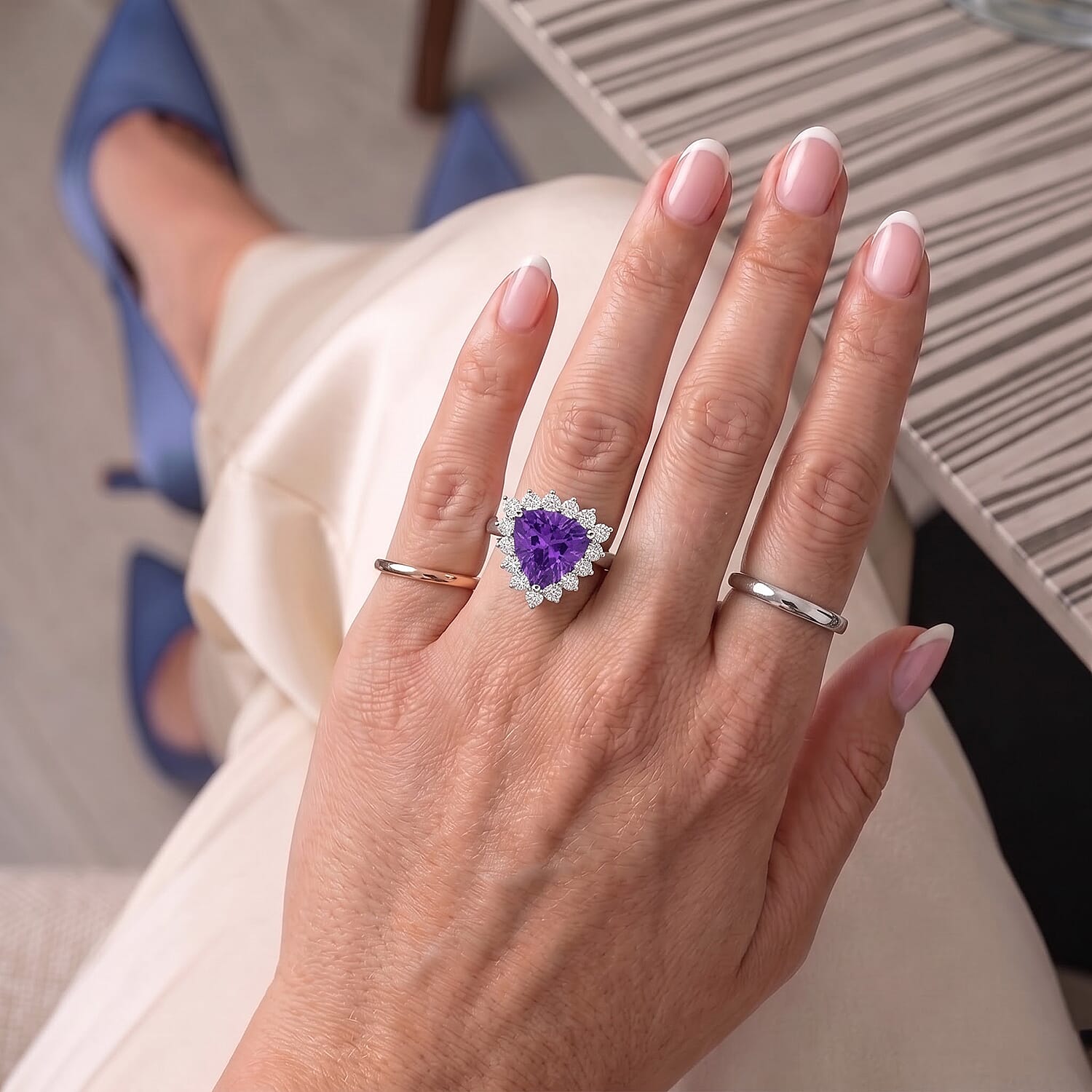 EverTrue Lab Grown Color Change Sapphire and Lab Created White Sapphire 6.10 ctw Cluster Ring in Platinum Bond (Size 5.0)