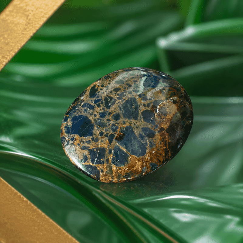 Dianite Palm Stone 545 ctw