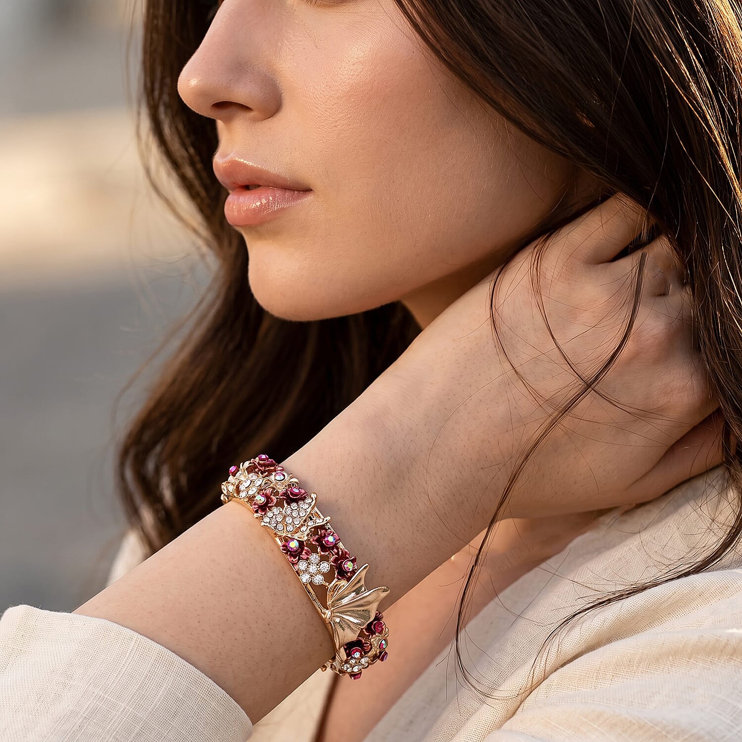 Fuchsia and White Austrian Crystal, Enameled Stretch Bracelet (7.0 In)