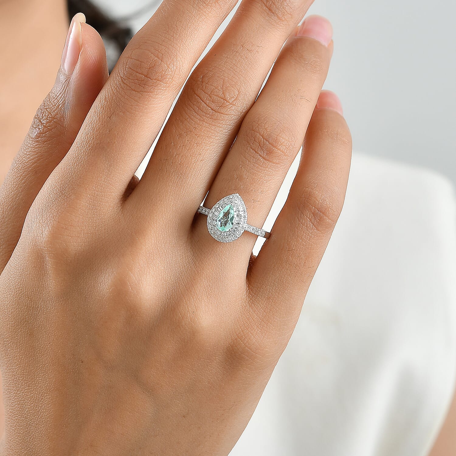 Certified and Appraised Luxoro AAA Paraiba Tourmaline and Diamond (I2) 1.00 ctw Ring in 10K White Gold (Size 8.0)
