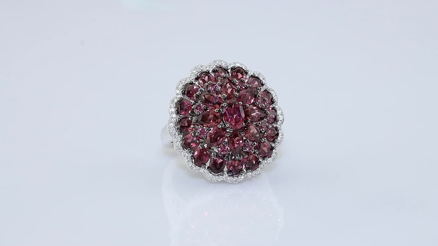 D''Joy Premium Tanzanian Wine Garnet and Moissanite 7.50 ctw Ring in Rhodium Over Sterling Silver (Size 7.0)