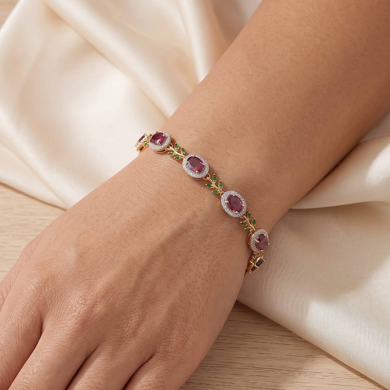 D'Joy Premium Tanzanian Wine Garnet and Multi Gemstone 7.00 ctw Bracelet in 18K Vermeil Yellow Gold Over Sterling Silver (7.25 In)