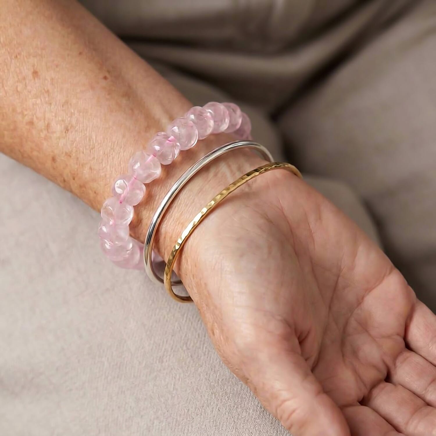 Rose Quartz 139.45 ctw Pig Shape Stretch Bracelet