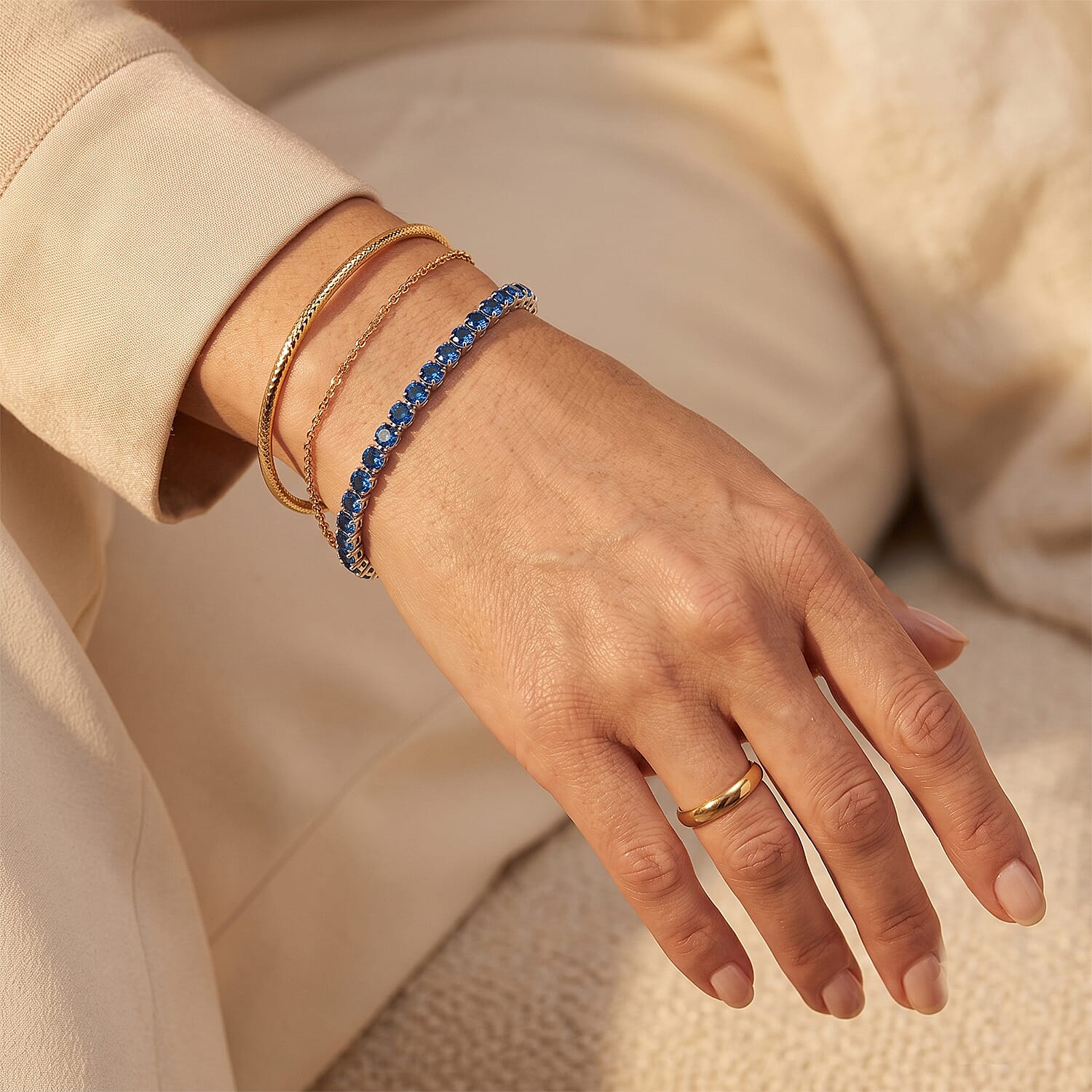 Simulated Blue Sapphire Diamond Tennis Bracelet in Silvertone (7.50 In)