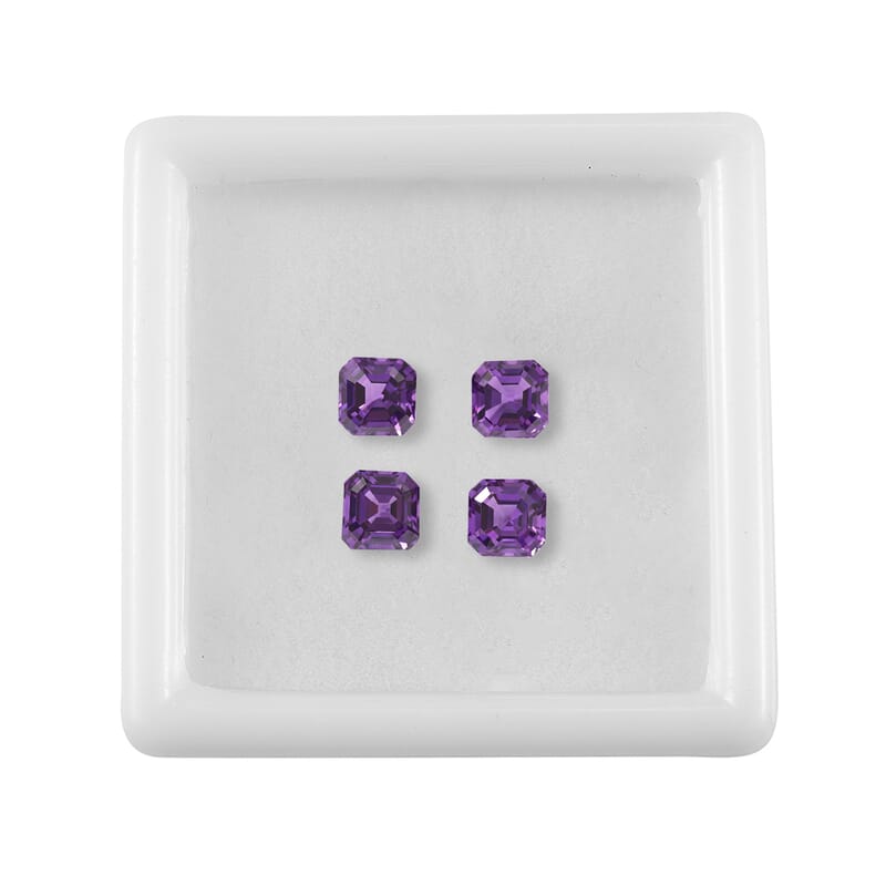 Lab Grown Color Change Sapphire Set of 4 (Oct 5x5 mm) 3.13 ctw