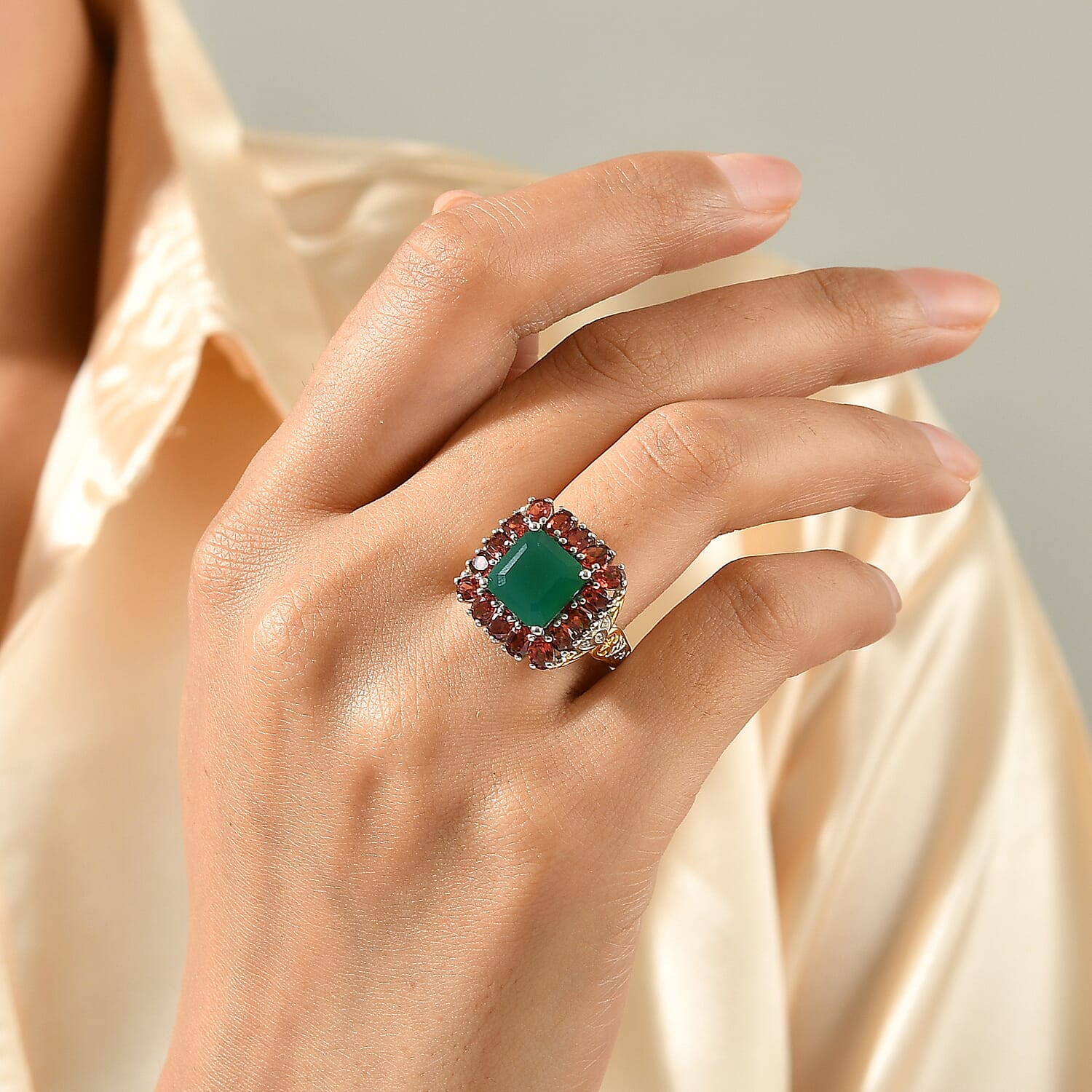 EverTrue Verde Onyx, Multi Gemstone Ring in 18K YG Plated and Platinum Bond (Size 5.0) 7.85 ctw