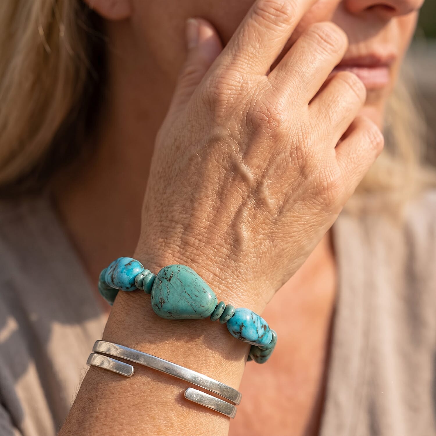 D'Joy Royal Hubei Turquoise 93.00 ctw Bracelet in Rhodium Over Sterling Silver (7.25 In)