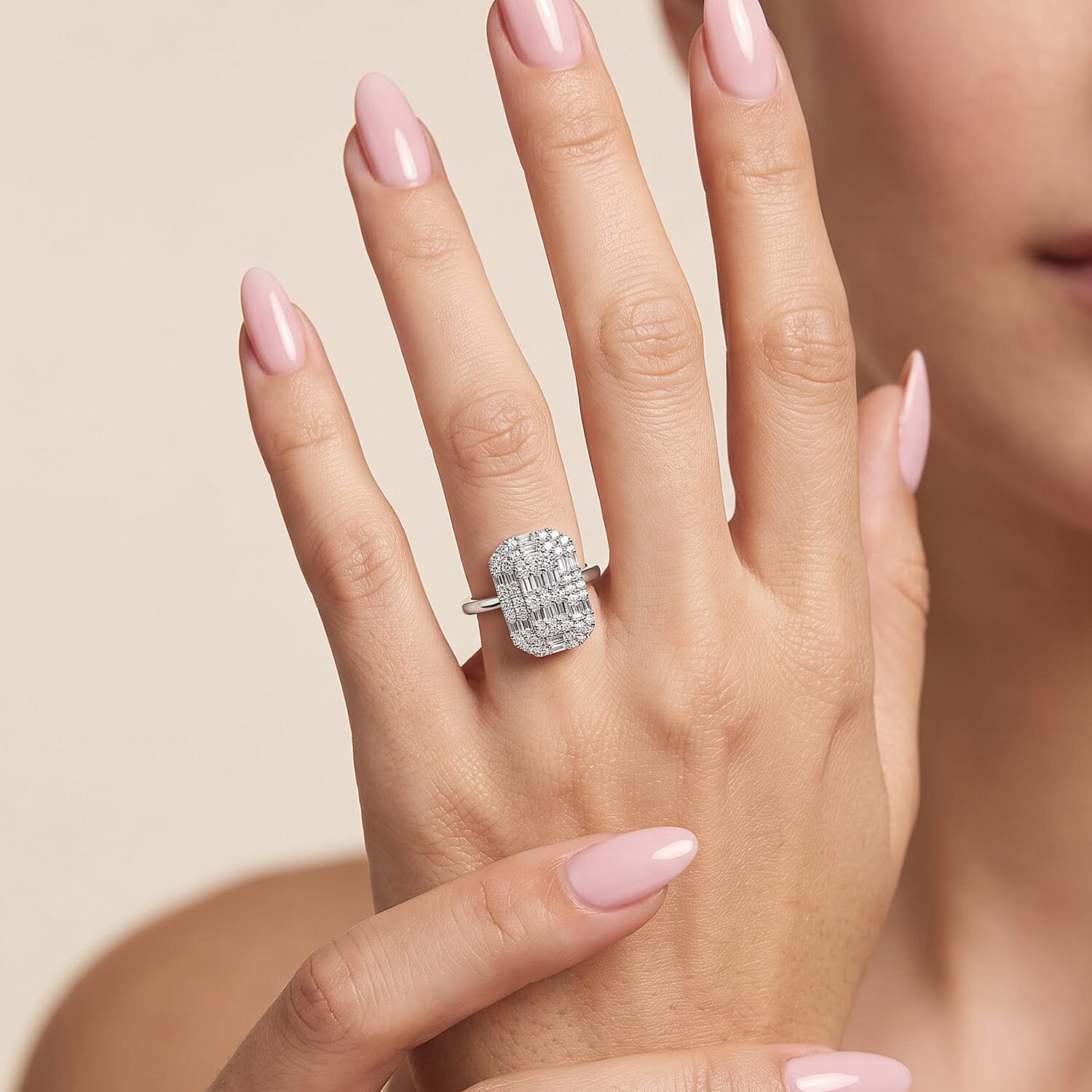 Luxuriant Lab Grown Diamond G-H SI 1.15 ctw Cluster Ring in Rhodium Over Sterling Silver (Size 5.0)