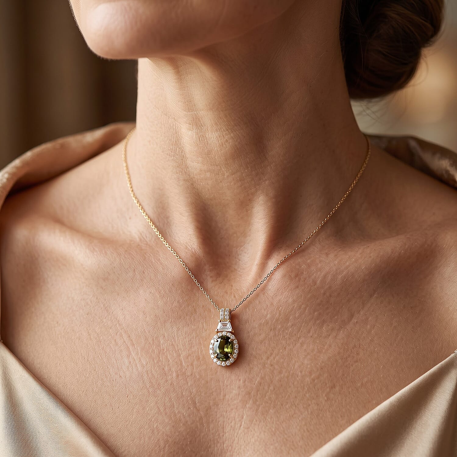 AAA Green Sapphire and Lab Grown Diamond E-F VS 3.15 ctw Pendant without Chain in 10K Yellow Gold