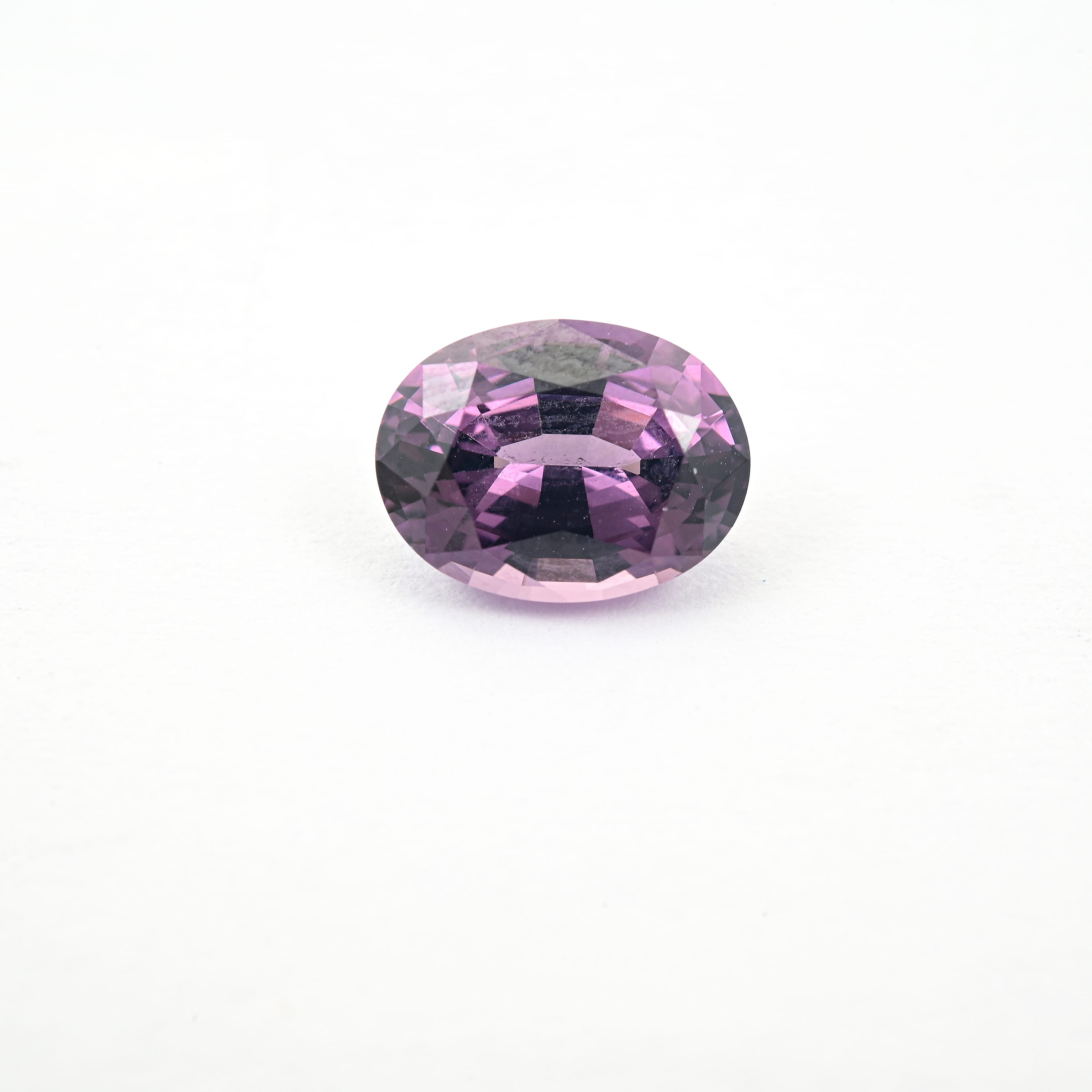 AAAA Purple Spinel (Oval Free Size) 1.50 ctw