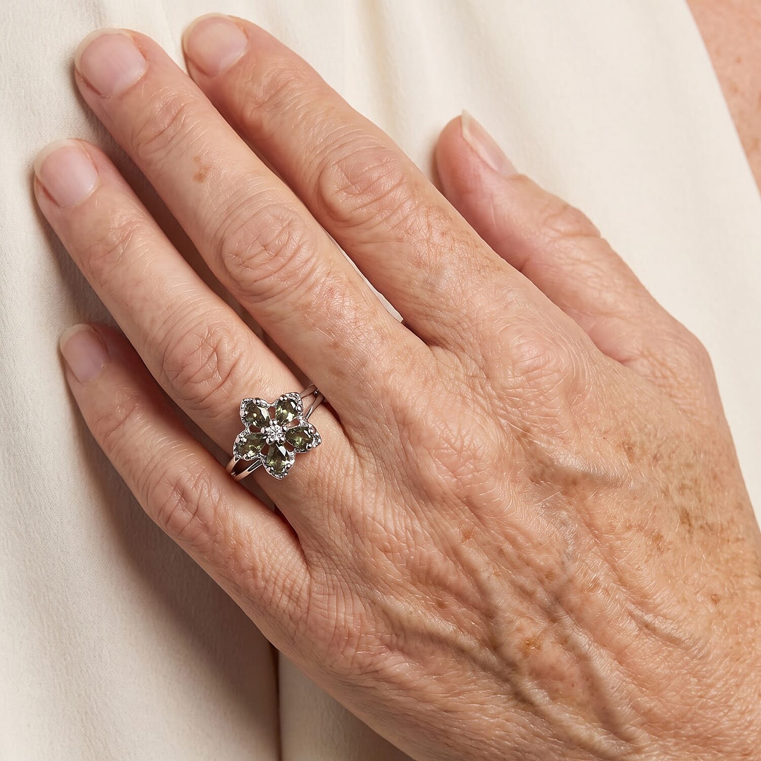 Premium Green Sapphire, Moissanite Ring in Rhodium Over Sterling Silver (Size 5.0) 1.00 ctw