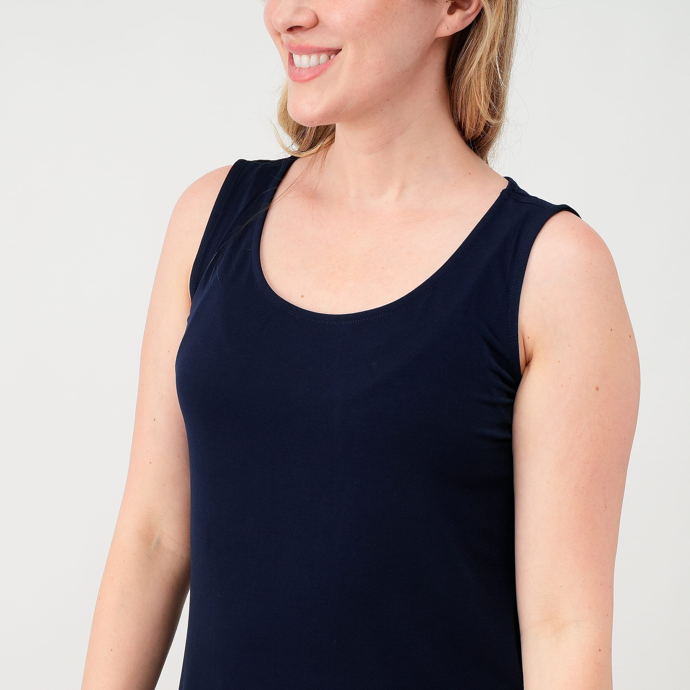 Susan Graver Navy Set Of 2 Modern Essentials Liquid Knit Tanks -L