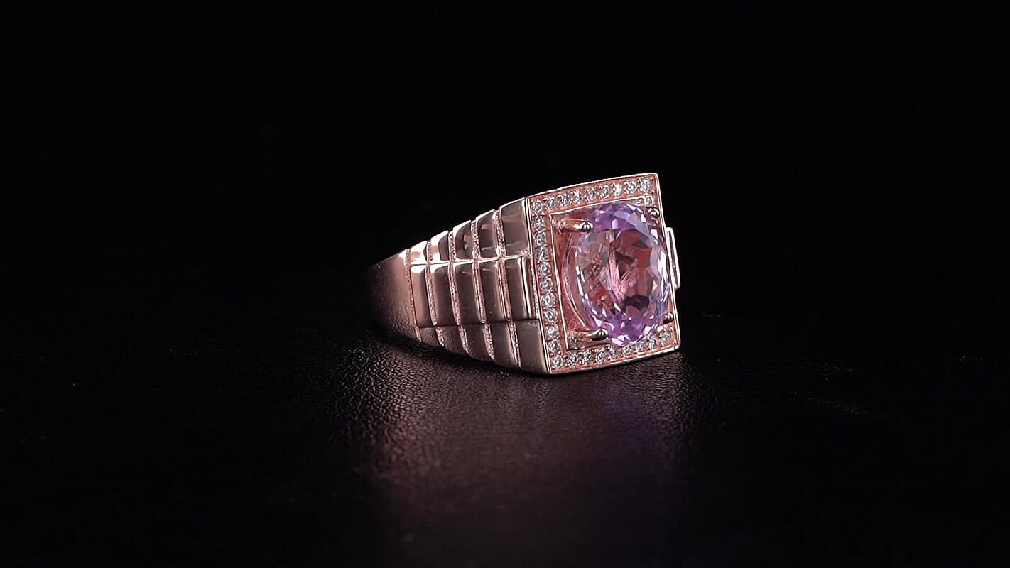 D''Joy Premium Martha Rocha Kunzite, Moissanite Men''s Ring in Vermeil RG Over Sterling Silver (Size 10.0) 5.25 ctw