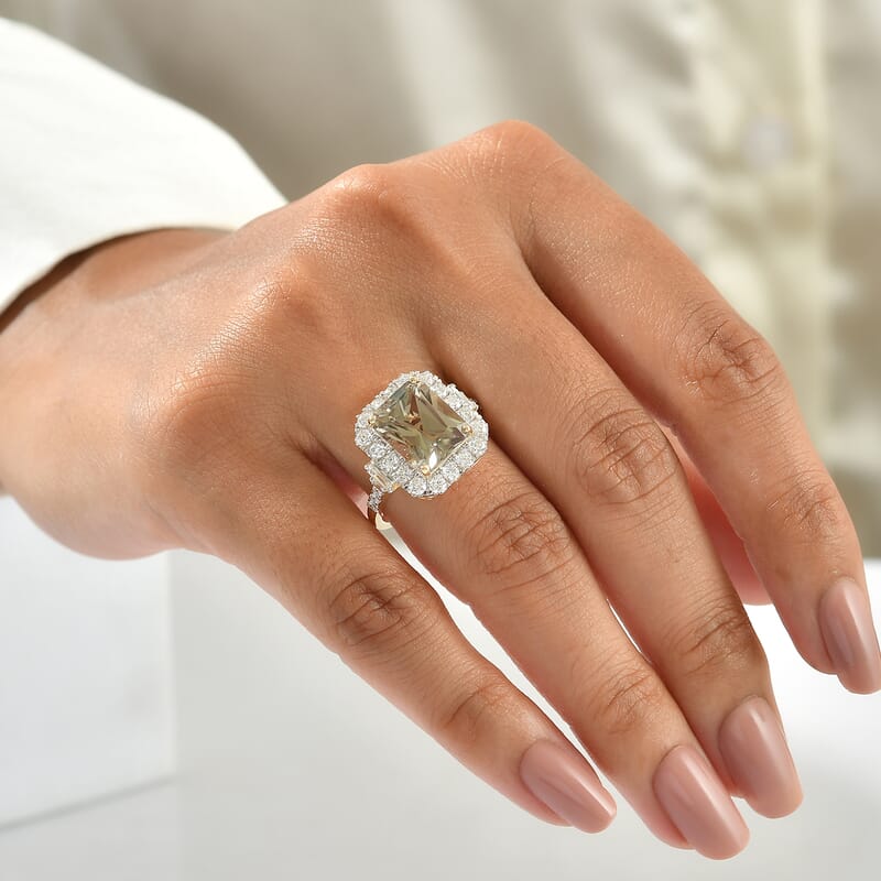 Certified and Appraised AAA Turkizite and Luxuriant Lab Grown Diamond G-H SI 6.50 ctw Ring in 10K Yellow Gold (Size 7.0)
