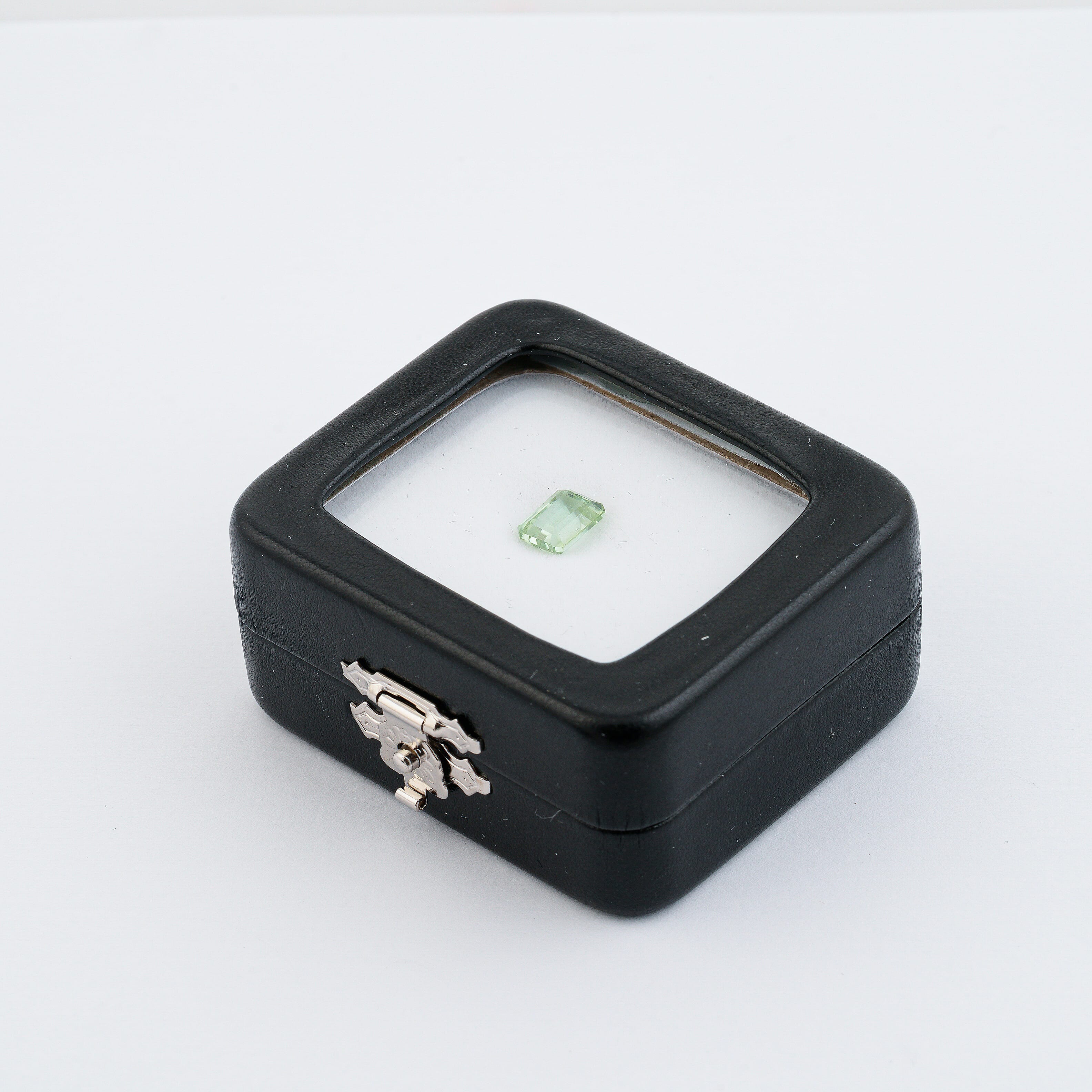 AAAA Mint Tourmaline (Octagon Free Size) 2.00 ctw