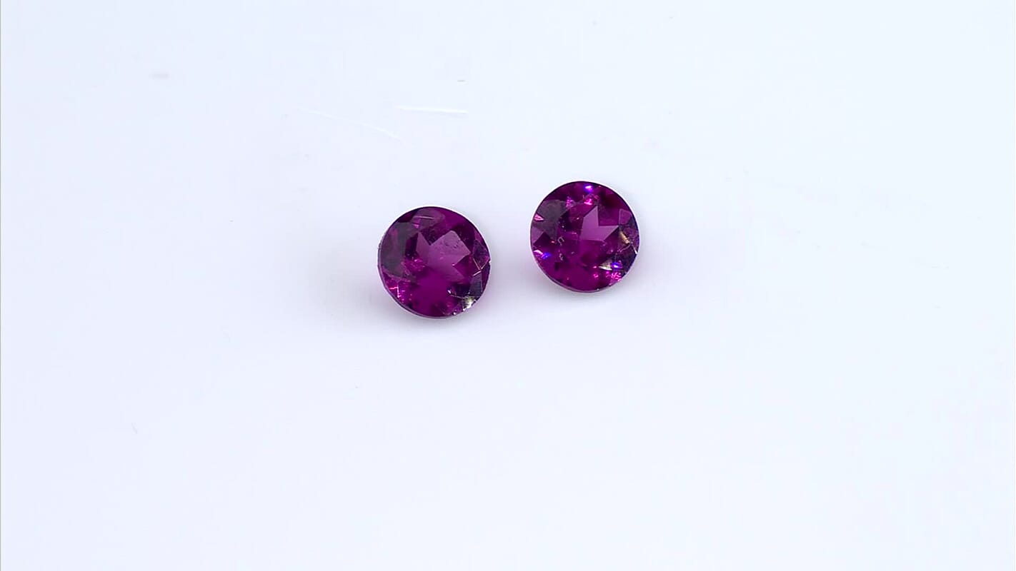 AAAA Radiant Ember Garnet (Round 5 mm) 1.00 ctw