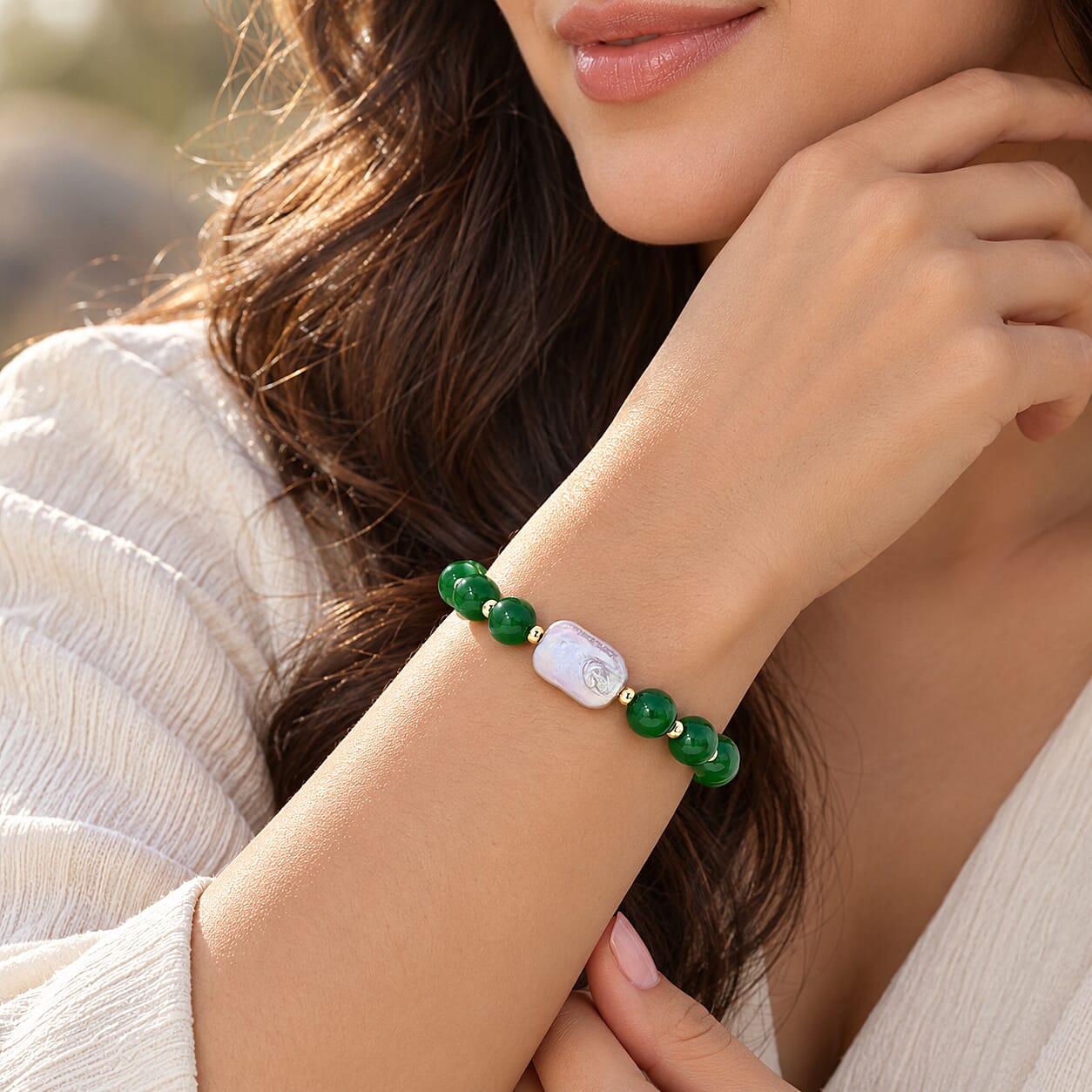 Verde Onyx 30.00 ctw and White Keshi Pearl Verdant Harmony Bracelet (7.0-9.0In) in Silvertone