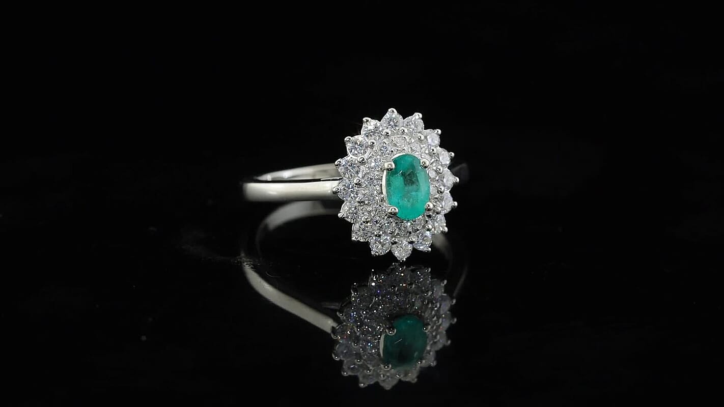 Certified and Appraised D''Joy Premium Boyaca Colombian Emerald, Moissanite Ring in Rhodium Over Sterling Silver (Size 10.0) 1.00 ctw