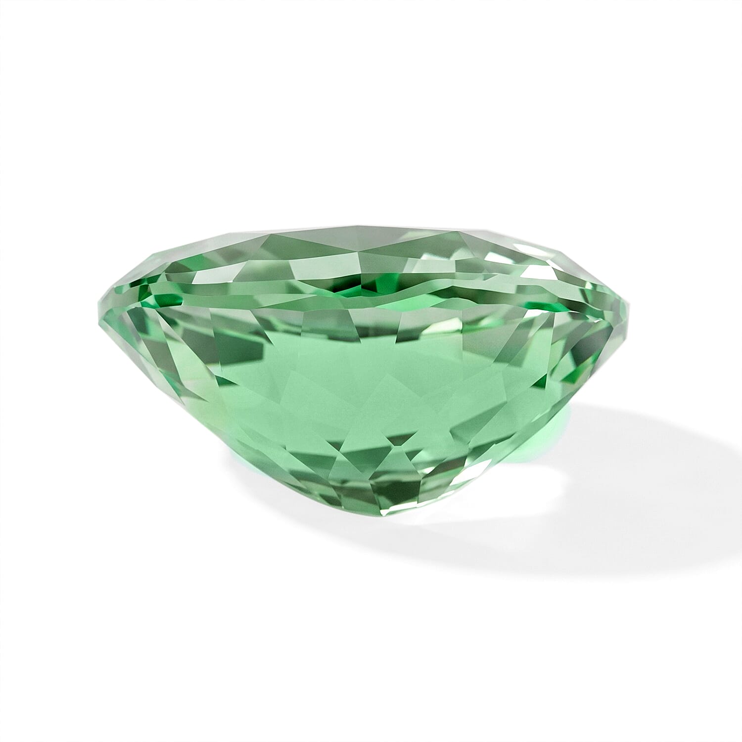 AAAA Verde Flame Garnet (Oval) 1.00 ctw