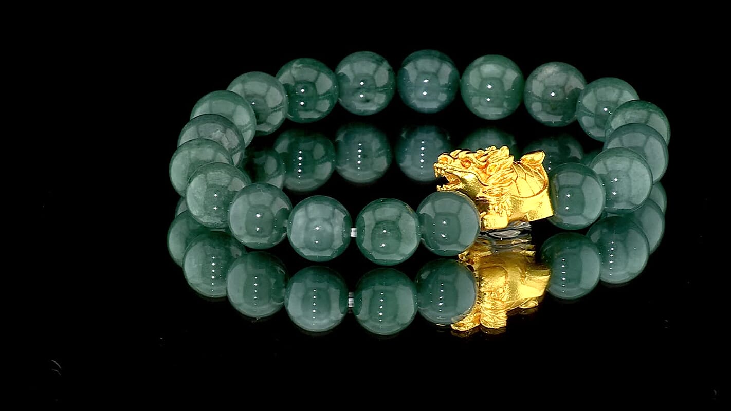 Natural Olmec Jadeite Beaded Stretch Bracelet with Bixi Dragon Turtle in Goldtone (6.5-7.0In) 140.00 ctw