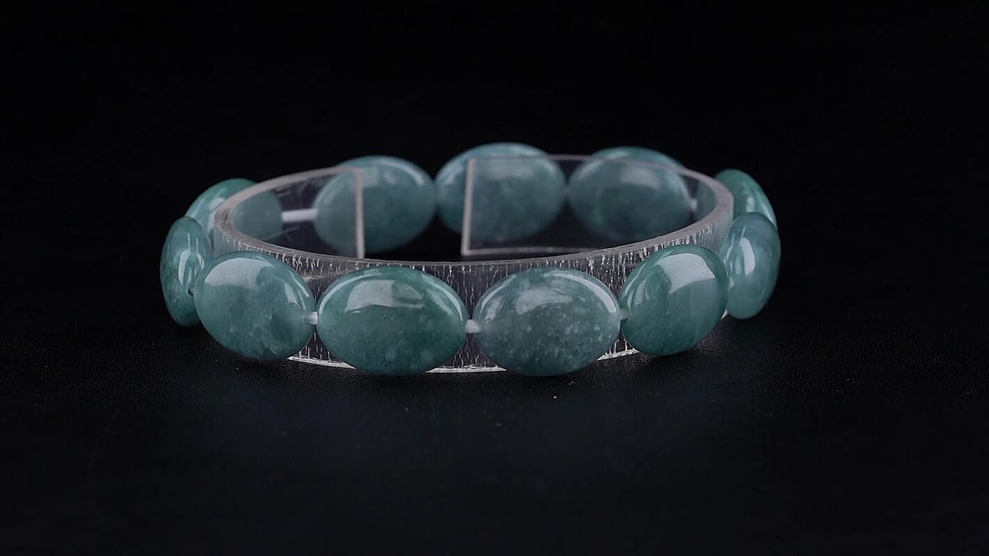 Natural Olmec Jadeite Beaded Oval Stretch Bracelet (6.5-7.0In) 130.00 ctw