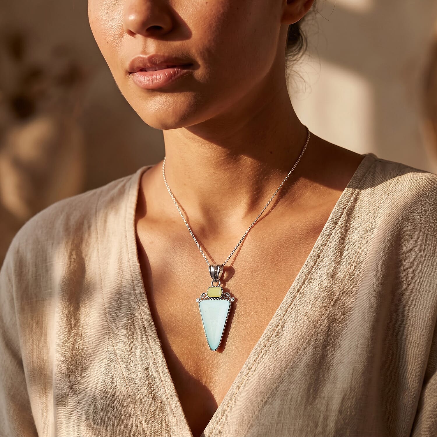 Arrowhead Aquamarine Soutwest and Jade 30.00 ctw Pendant Without Chain in Stainless Steel (Center Stone Varies)