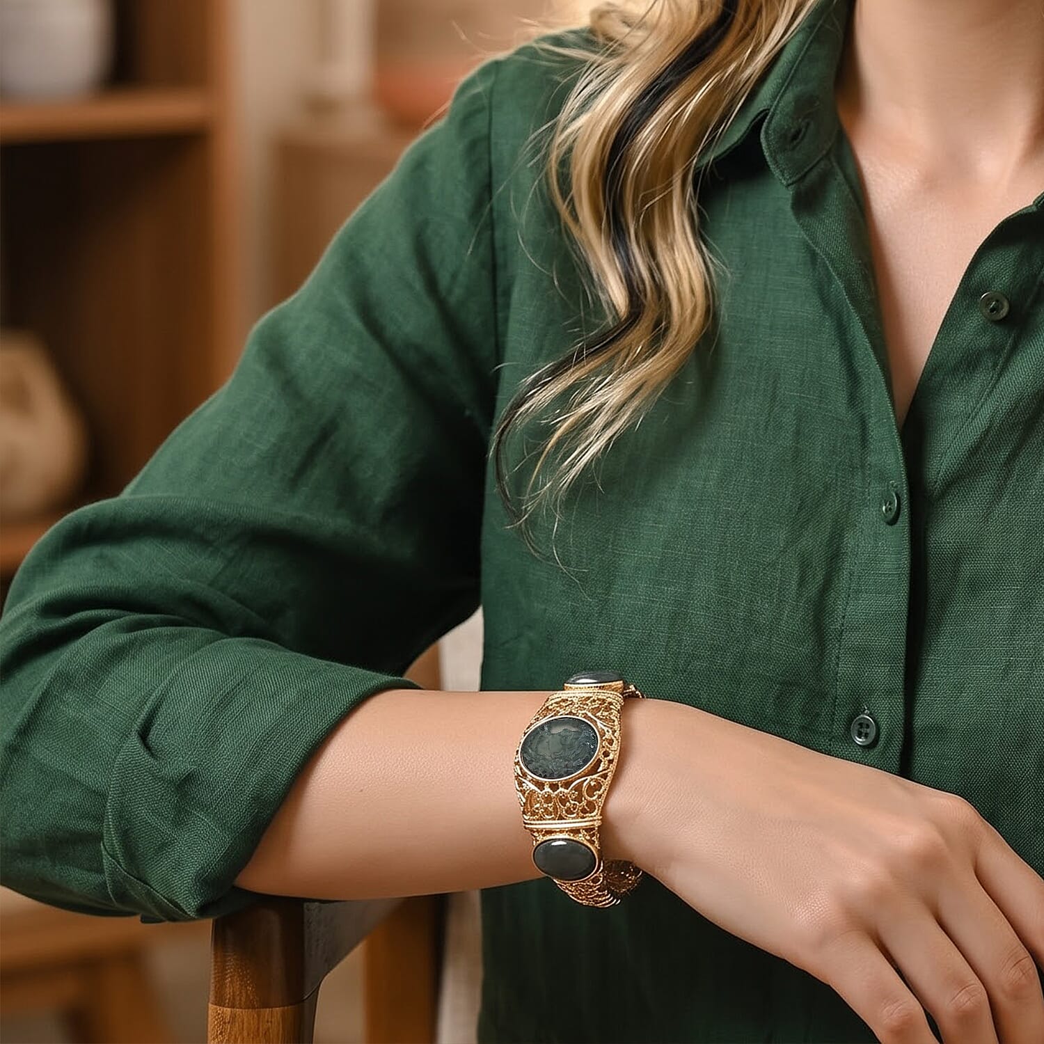 Natural Olmec Jadeite 80.00 ctw Carved Bangle Bracelet in Goldtone (7.50 In)
