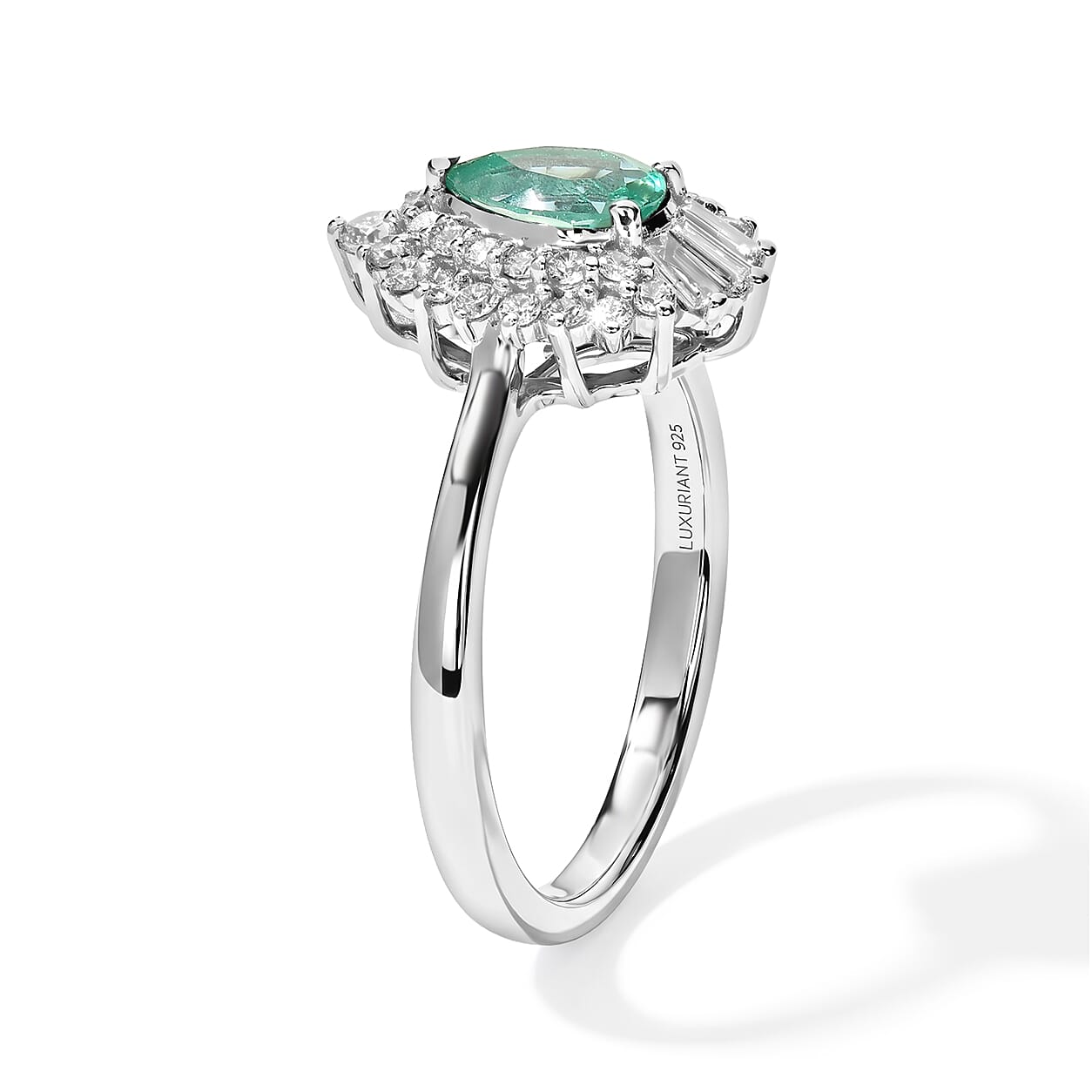 Certified and Appraised D'Joy Premium Boyaca Colombian Mint Emerald and Lab Grown Diamond G-H SI 1.00 ctw Ring in Rhodium Over Sterling Silver (Size 7.0)