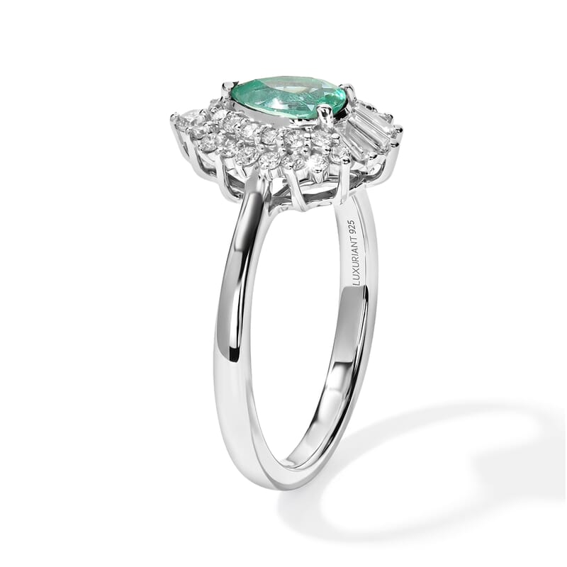 Certified and Appraised D'Joy Premium Boyaca Colombian Mint Emerald and Lab Grown Diamond G-H SI 1.00 ctw Ring in Rhodium Over Sterling Silver (Size 8.0)