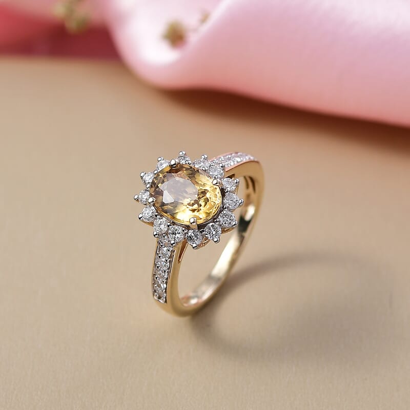 Certified and Appraised AAA Golden Zircon and Luxuriant Lab Grown Diamond G-H SI 3.50 ctw Ring in 10K Yellow Gold (Size 6.0)