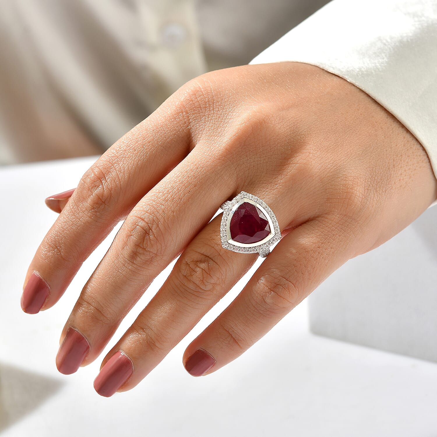 Certified and Appraised D'Joy Premium Niassa Ruby (FF) and Moissanite 8.70 ctw Ring in Rhodium Over Sterling Silver (Size 6.0)