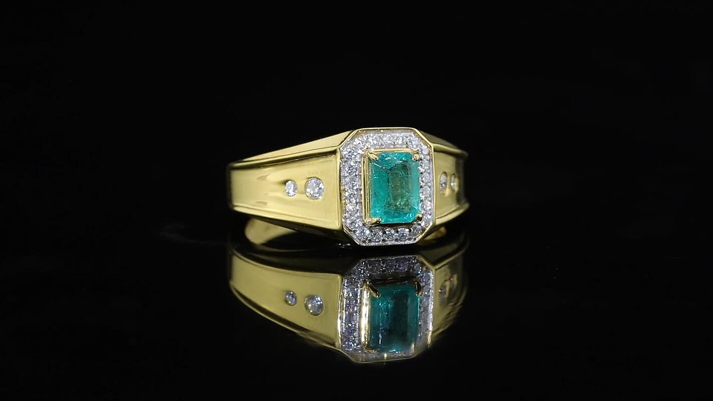 D''Joy Premium Emerald and Moissanite 1.30 ctw Men s Ring in 18K Vermeil Yellow Gold Over Sterling Silver (Size 10.0)