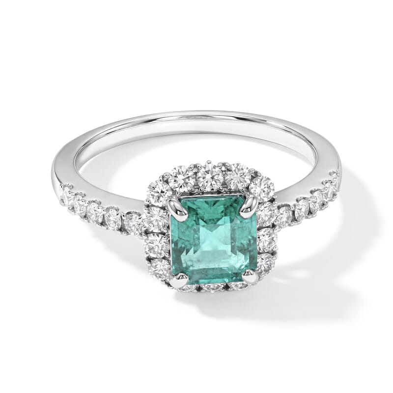 AAAA Colombian Emerald and White Diamond SI 1.55 ctw Ring in 900 Platinum (Size 6.5) 4.60 Grams