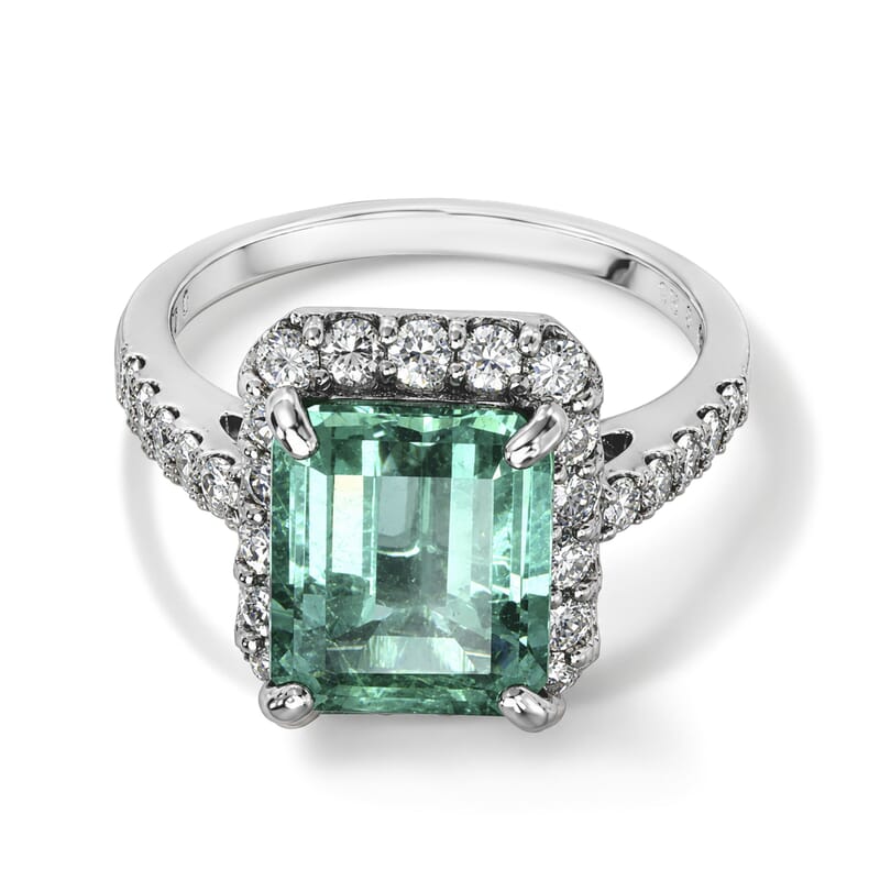 AAAA Colombian Emerald and White Diamond SI 4.10 ctw Ring in 900 Platinum (Size 6.5) 6.50 Grams