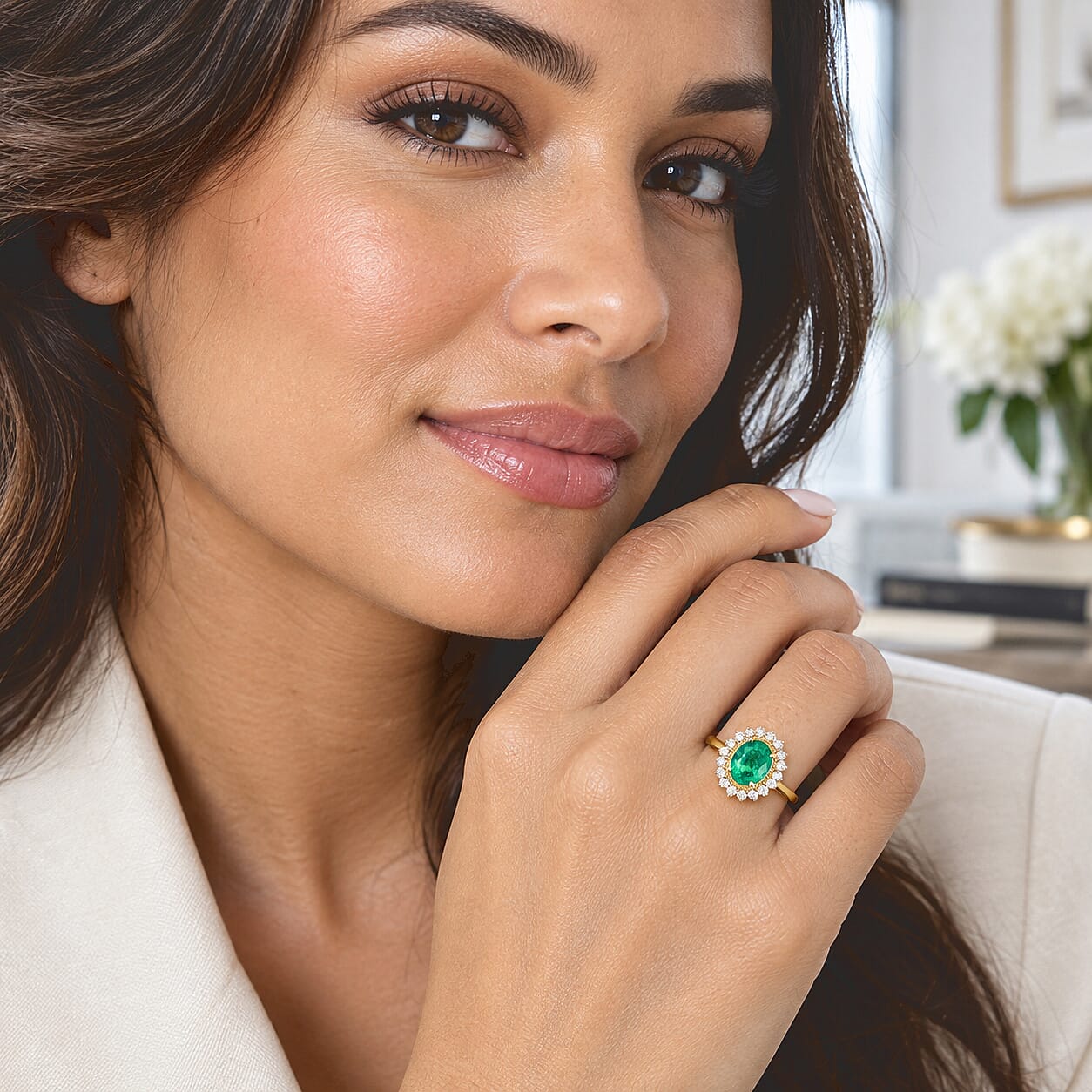 Certified and Appraised AAA Kagem Zambian Emerald and Diamond G-S SI 2.07 ctw Ring in 18K Yellow Gold (Size 10.0) 4.80 Grams