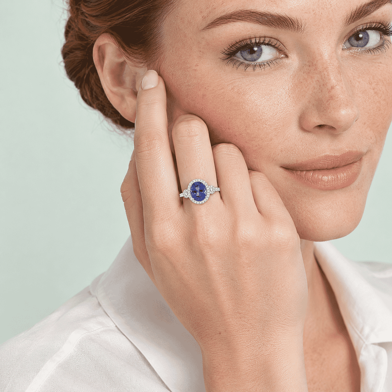 Certified & Appraised Rhapsody AAAA Tanzanite and Diamond E-F VS 4.65 ctw Ring in 950 Platinum (Size 7.0) 6.05 Grams